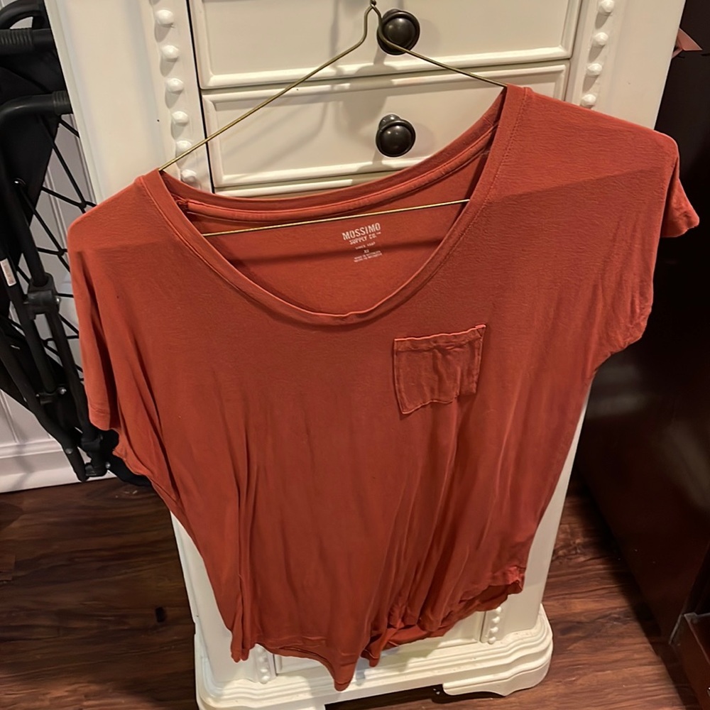 womens orange shirt